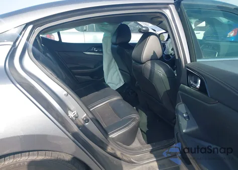 2021 Nissan Maxima Sv Xtronic Cvt z USA, uszkodzony, nr VIN 1N4AA6CV2MC503633